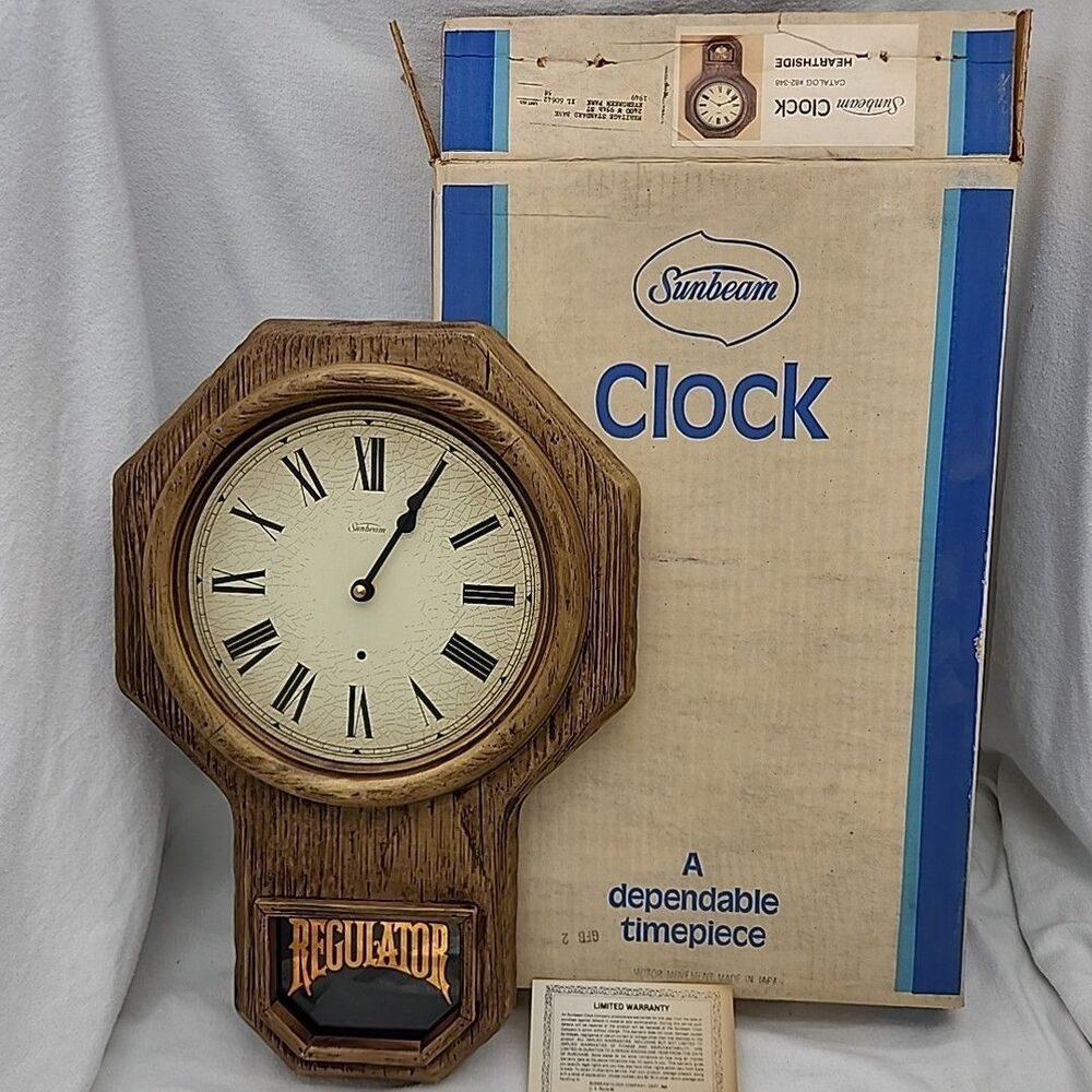 Clock Sunbeam Pendulum Hearthside Wall Battery Operated Regulator NEW IN BOX